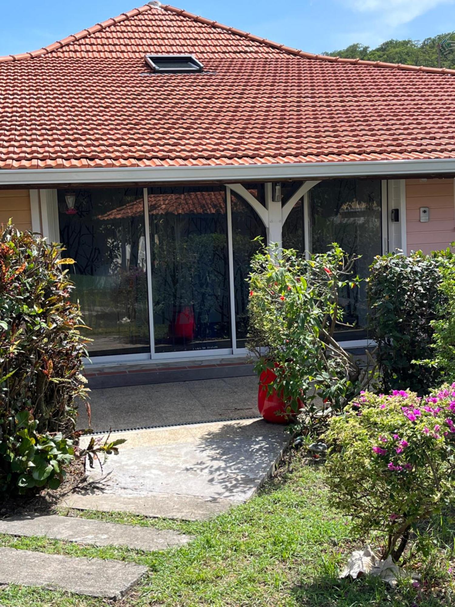 Appartamento Alpinia Sainte-Anne Esterno foto